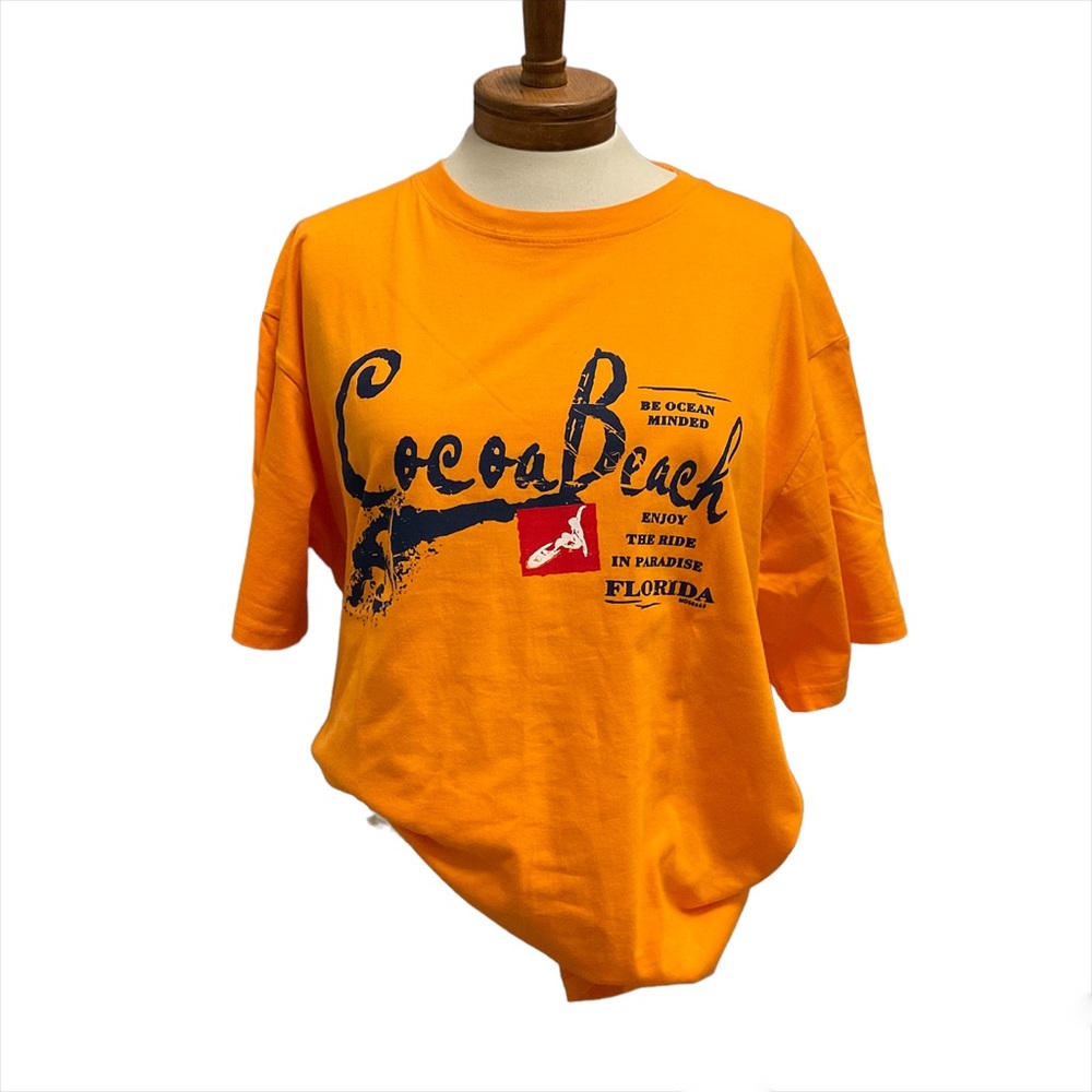 New, Cocoa Beach Florida T Shirt.  Mens Lg, Orange/Navy Graphics.